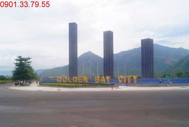 Thi công trụ cổng chào Quảng trường D16 Golden Bay City Cam Ranh