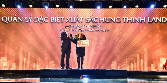 Ba Pham Thi Nhan dat danh hieu quan ly dat biet xuat sac 2017