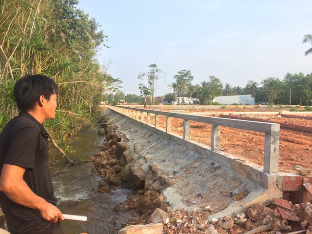 Sau khi báo chỉ phản ánh về tình trạng phân lô, bán nền... băm nát đảo ngọc Phú Quốc, Phó Thủ tướng thường trục Trương Hòa Bình đã có công văn chỉ đạo thanh tra việc quản lý sử dụng đất nông nghiệp trên địa bàn huyện Phú Quốc