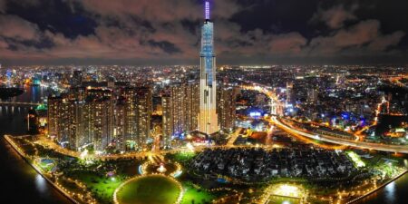 Shophouse Vinhomes Central Park for rent in Landmark 81.
