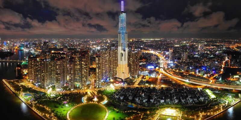 Shophouse Vinhomes Central Park for rent in Landmark 81.